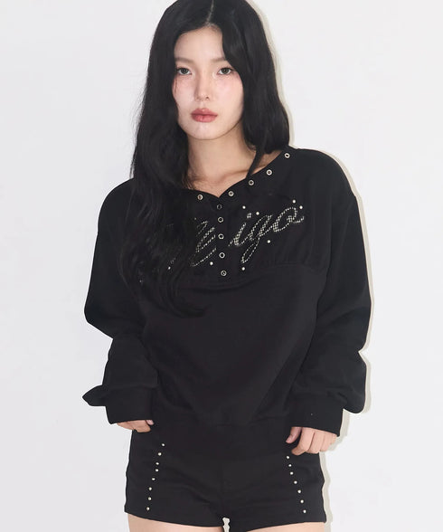 ILLIGO(イリゴ)/アイレット オフショルダー スウェット/BUTTON EYELET OFF-SHOULDER SWEATSHIRT | AT2254024 | ブラック