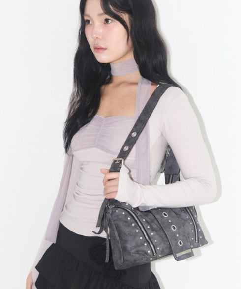 ILLIGO(イリゴ)/ヴィンテージ アイレット スタッズ ショルダーバッグ/RIFF EYELET SHOULDER BAG | AT1254028 | ブラック