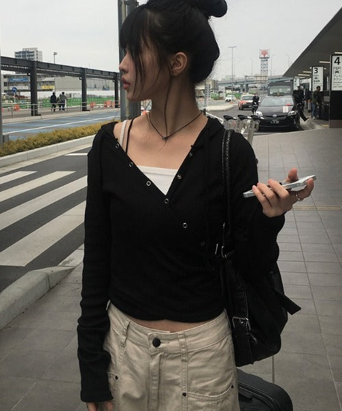 anyonemore(エニワンモア)/フード付き スナップボタン スリム カシュクール Tシャツ カットソー/Bitter Lab Hooded T-Shirt | AT2254031 | ブラック