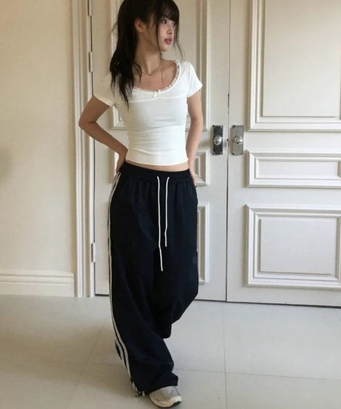 anyonemore(エニワンモア)/サイドレースライン ドローストリング トラック トレーニング パンツ/Dove Line Track Training Pants | AT2254034 | ネイビー