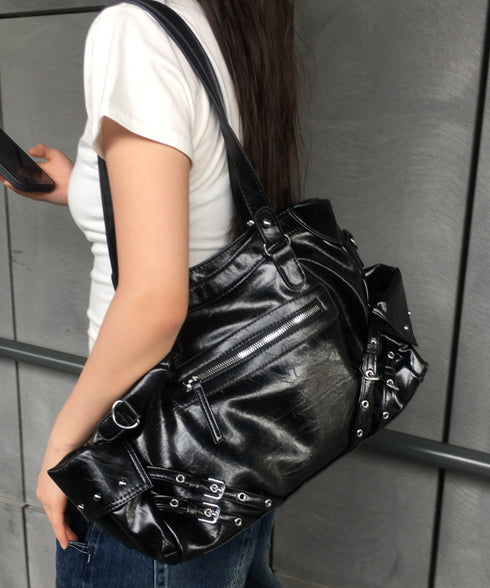 anyonemore(エニワンモア)/2WAY 大容量 スタッズベルト ショルダーバッグ トートバッグ/Riva Glossy Stud 2way Bowsew Cross Shoulder Bag | AT1254040 | ブラック