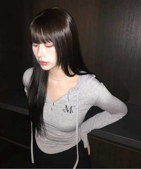 MUCENT(ムセント)/スナップボタン スリム フィット フード Tシャツ/RUEN SIGNATURE SLIM HOOD T | AT2254057 | グレー