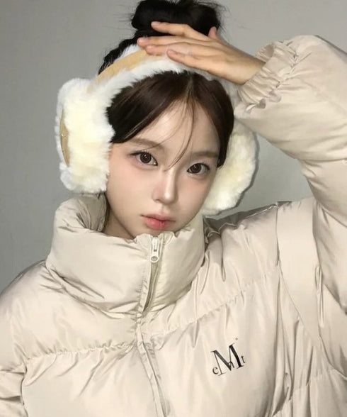MUCENT(ムセント)/刺しゅう入り 折り畳み式 ムートン ファー イヤーマフ/BEAR FUR EARMUFF | AT6254059 | キャメル