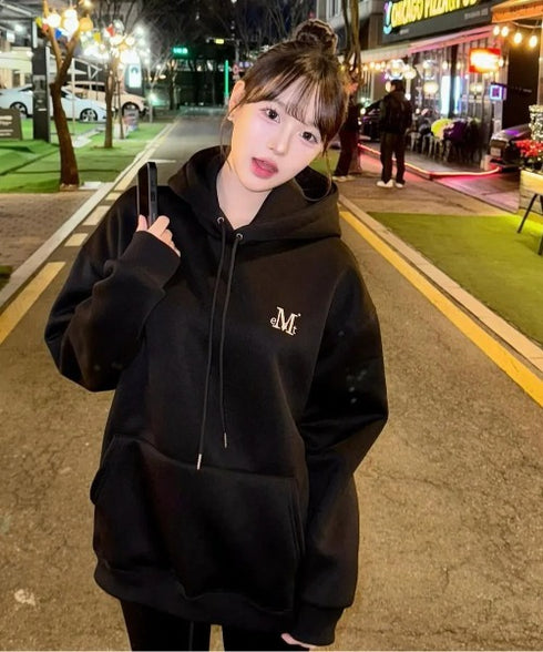 MUCENT(ムセント)/ロゴ刺繍 ベーシック フーディ パーカー/SIGNATURE BASIC LOGO HOOD T | AT2254044 | ブラック