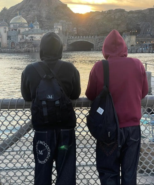 MUCENT(ムセント)/ロゴ刺繍 ベーシック フーディ パーカー/SIGNATURE BASIC LOGO HOOD T | AT2254044 | ブラック