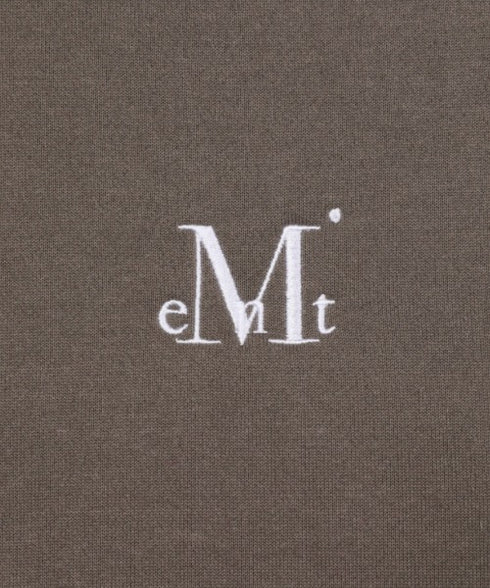 MUCENT(ムセント)/ロゴ刺繍 ベーシック フーディ パーカー/SIGNATURE BASIC LOGO HOOD T | AT2254044 | モカ