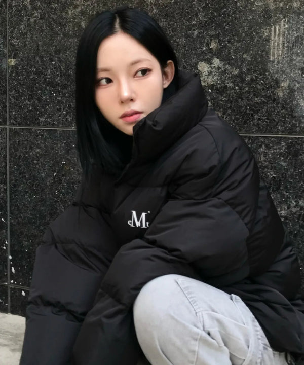 MUCENT(ムセント)/中綿 ジップアップ スタンドカラー ハイネック ダウンジャケット/Hep High Neck Signature Wellon Padding | AT2254047 | ブラック