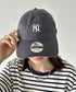 【NEW ERA】ニューエラ キャップ 9TWENTY MLB NY YANKEES  MINI LOGO CAP ニューヨークヤンキース 帽子 | 5192005 | チャコールグレー