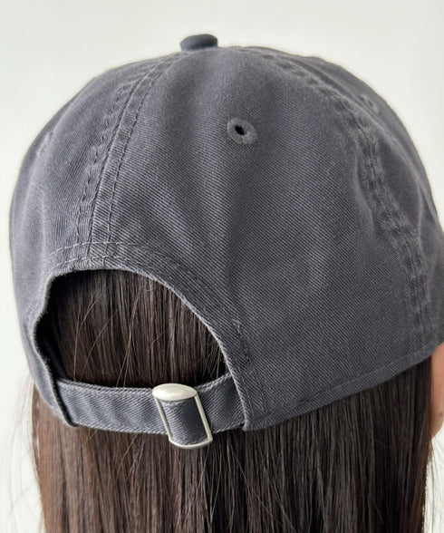【NEW ERA】ニューエラ キャップ 9TWENTY MLB NY YANKEES  MINI LOGO CAP ニューヨークヤンキース 帽子 | 5192005 | チャコールグレー