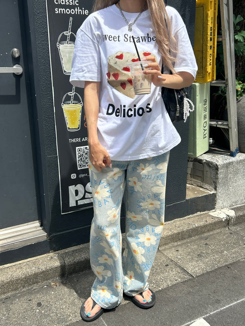 strawberry T | SL2242679 | ホワイト