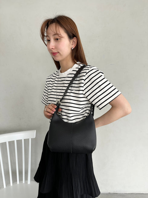 round moon shoulder bag／ワンハンドルラウンドムーンPUショルダーバッグ | UN12410052 | ブラック