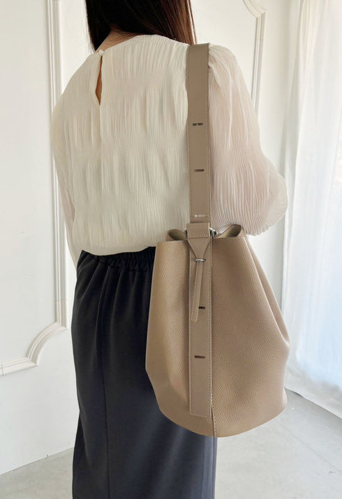 ポーチ付きバケツ型ワンハンドルショルダーバッグ | TR1243002 | ベージュ