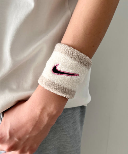 NIKE(ナイキ)/2個セット スウッシュ 刺繍 無地 リストバンド 2パック | IL4212001 | クリーム